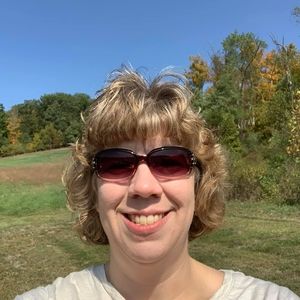 Meet your Posher, Pam